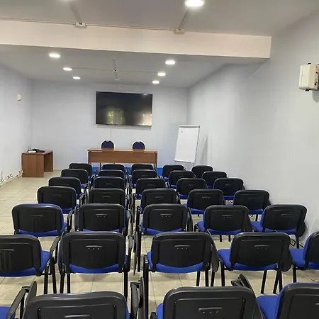 فندق Centro Congressi Polo Nautico 4*