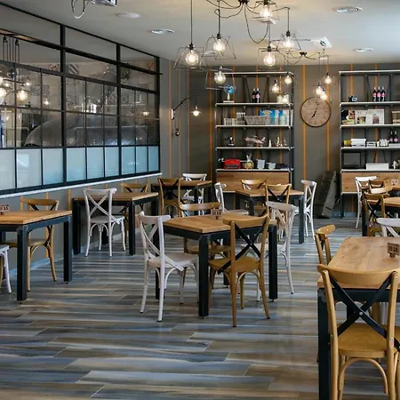 酒店 波罗那奥缇科中央会议酒店 萨莱诺