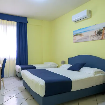 波罗那奥缇科中央会议酒店 4* 萨莱诺