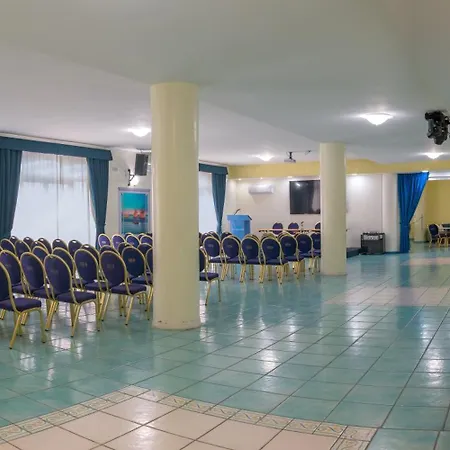 酒店 波罗那奥缇科中央会议酒店