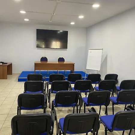 Centro Congressi Polo Nautico Hotel 4*