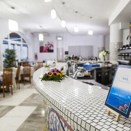 波罗那奥缇科中央会议酒店 4* 萨莱诺