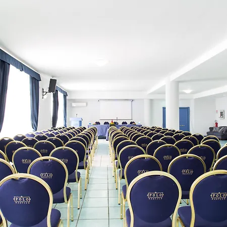 波罗那奥缇科中央会议酒店 4* 萨莱诺