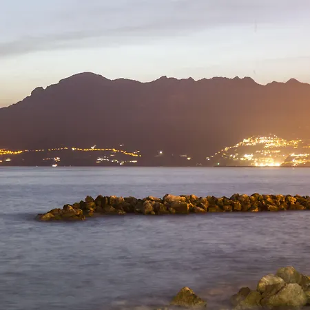 波罗那奥缇科中央会议酒店 酒店 4*