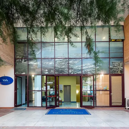 酒店 波罗那奥缇科中央会议酒店