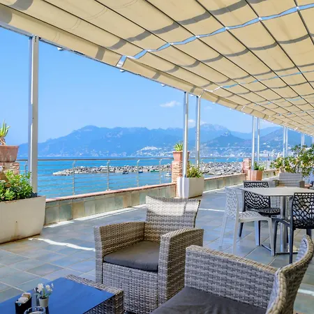 Centro Congressi Polo Nautico Salerno