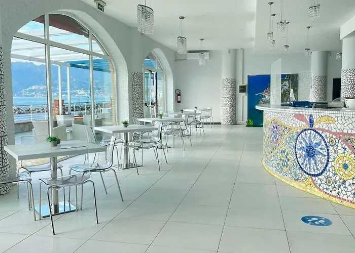 酒店 波罗那奥缇科中央会议酒店