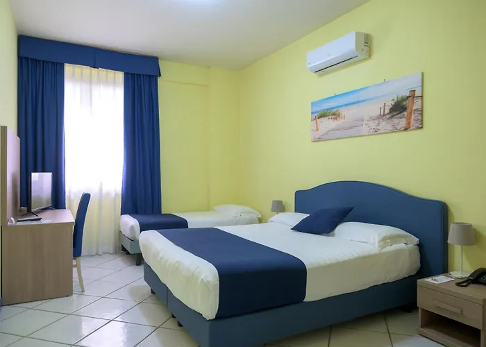 波罗那奥缇科中央会议酒店 4* 萨莱诺