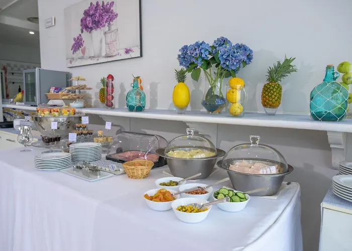 波罗那奥缇科中央会议酒店 4* 萨莱诺