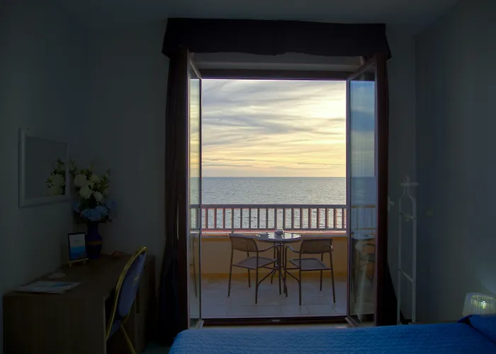 酒店 波罗那奥缇科中央会议酒店 4*